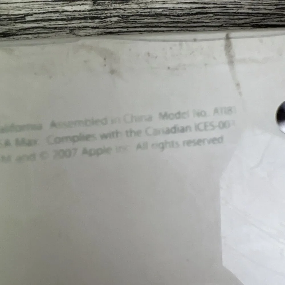 Apple Polycarbonate MacBook Laptop Parts/Repair A1181 *READ